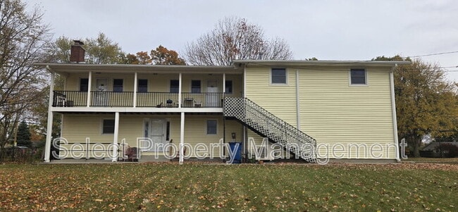 Photo - 1508 Green Rd Unit #4