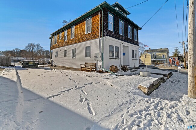 Photo - 95 Ashland St