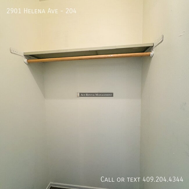 Photo - 2901 Helena Ave