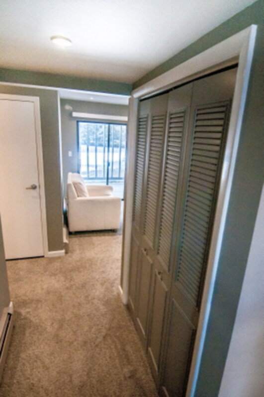 Photo - 809 E Drake Rd