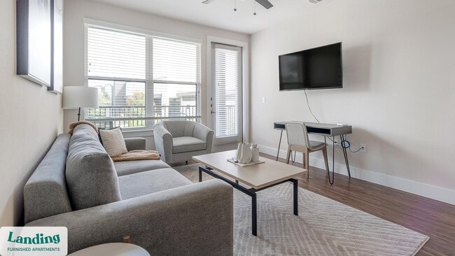 Photo - 15950 Chase Hill Blvd Unidad 8402.1407514