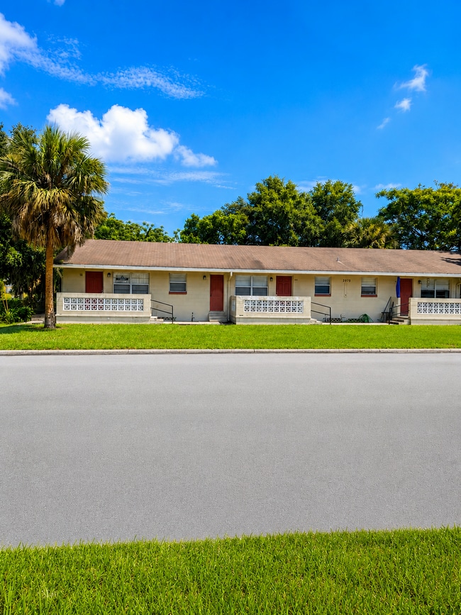 Building Photo - 2075 Howell Branch Rd Unit 1
