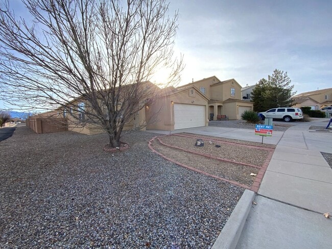 Photo - 3 Bedroom Single Story Home Available in Ventana Ranch Near Irving Blvd NW & Universe Blvd NW!