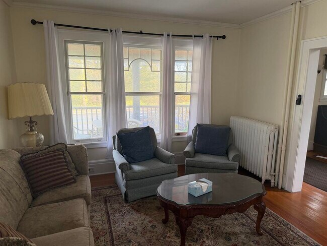 Photo - 72 Pawling Ave