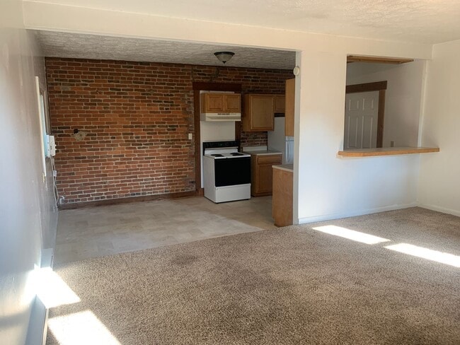 Photo - 763 N Main St Unit 763 Rear