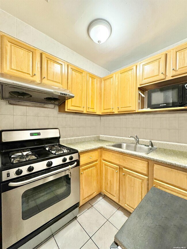 Photo - 9248 52nd Ave Unit 2B