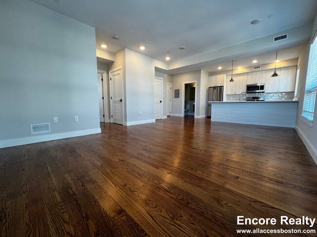 Photo - 1 Everett St Unidad 502