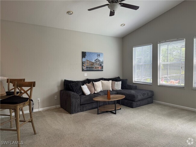 Building Photo - 6773 Southern Oak Ct Rental