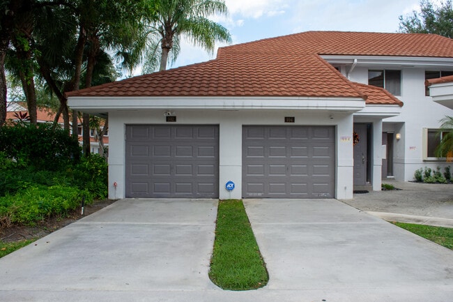 Photo - 992 NW 93rd Ave