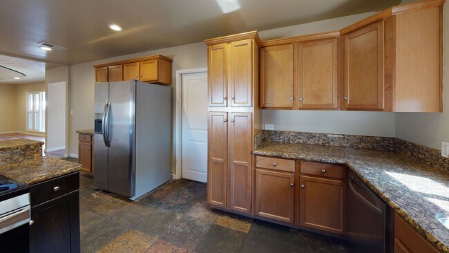 Photo - 5705 Mary Ln Dr Unidad Mary Ln
