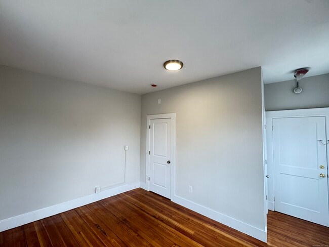 Photo - 360 Campbell Ave