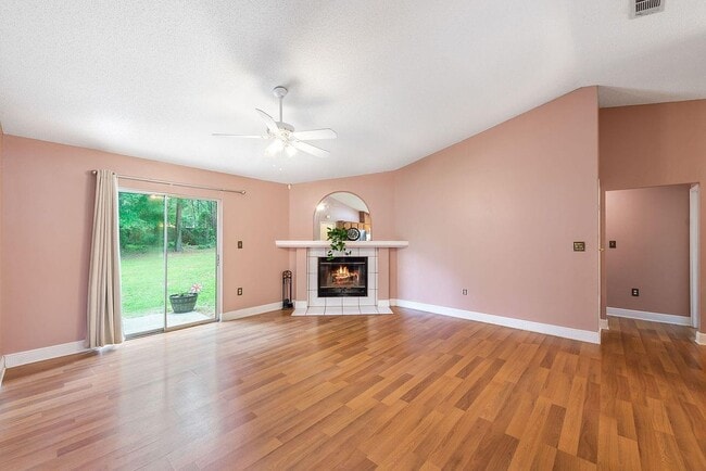 Photo - 5163 Jolene Cir
