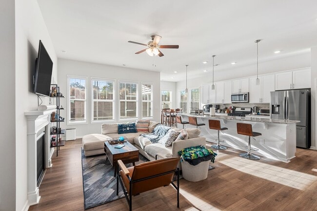 Photo - Stunning 4 Bed, 3 Bath Home in Durham!