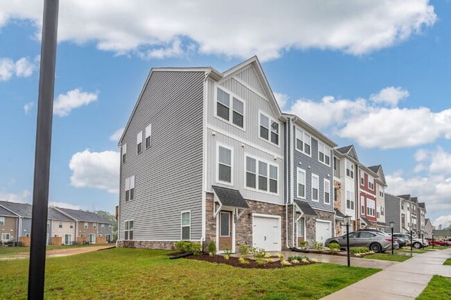 Photo - Spacious 3 Bedroom Townhome in Glen Allen - $2,650/mo