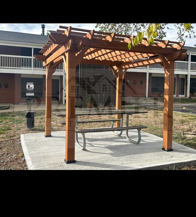 Photo - 6007 Barton Ave Unit 60W-6007