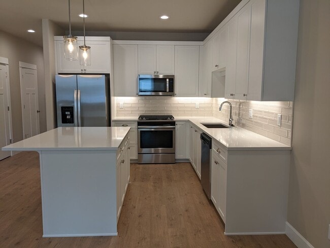 Photo - 20482 Murphy Rd