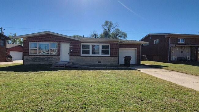 Building Photo - 3 bed 1 bath