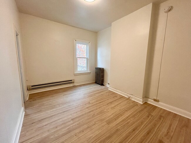 Photo - 212 E Lemon St Unit Apt 4