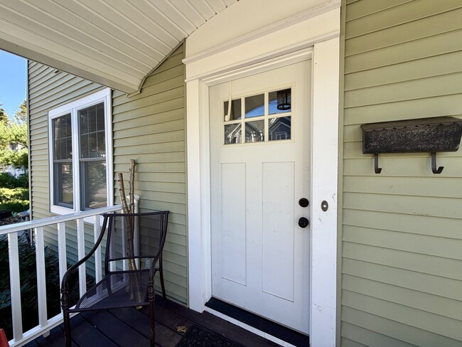 15 Wesleyan St