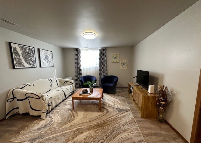 Photo - Charming 1-Bedroom Basement Unit – Available June 1, 2026 Unit 4