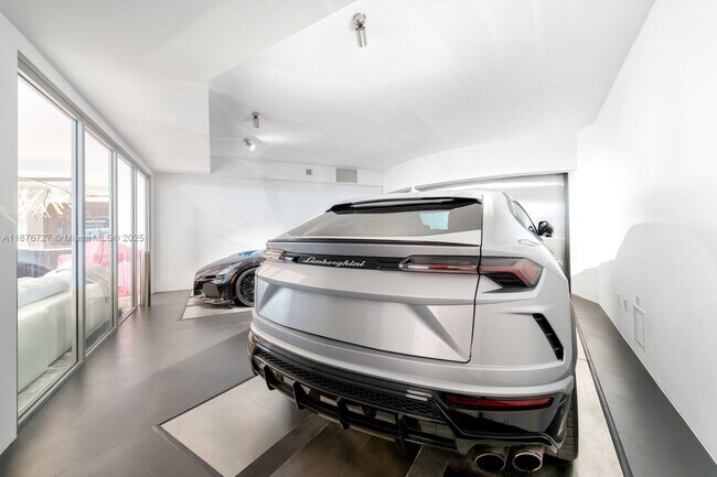 Photo - 18555 Collins Ave Unit 2003