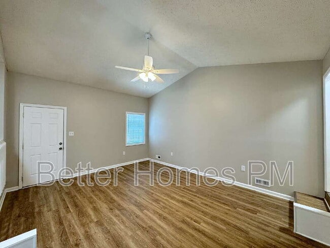 Photo - 6948 Callahan Cir