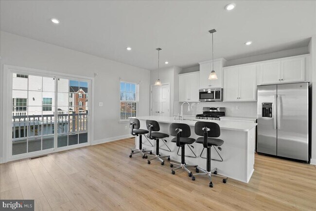 Photo - 10302 Heritage Trl Ct