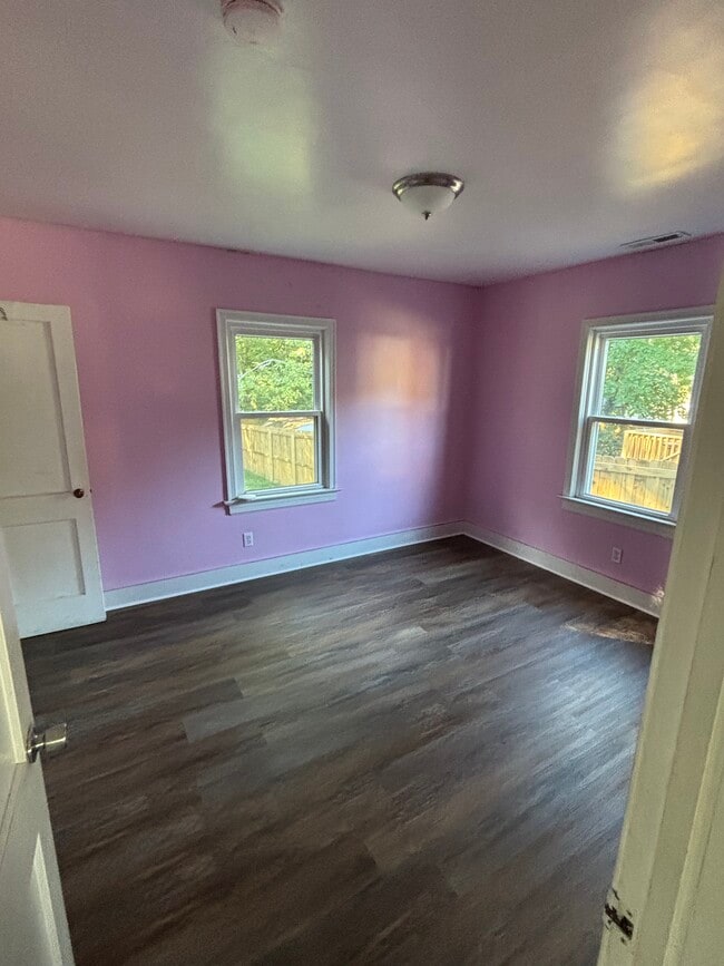 Photo - 2506 E Lexington Ave