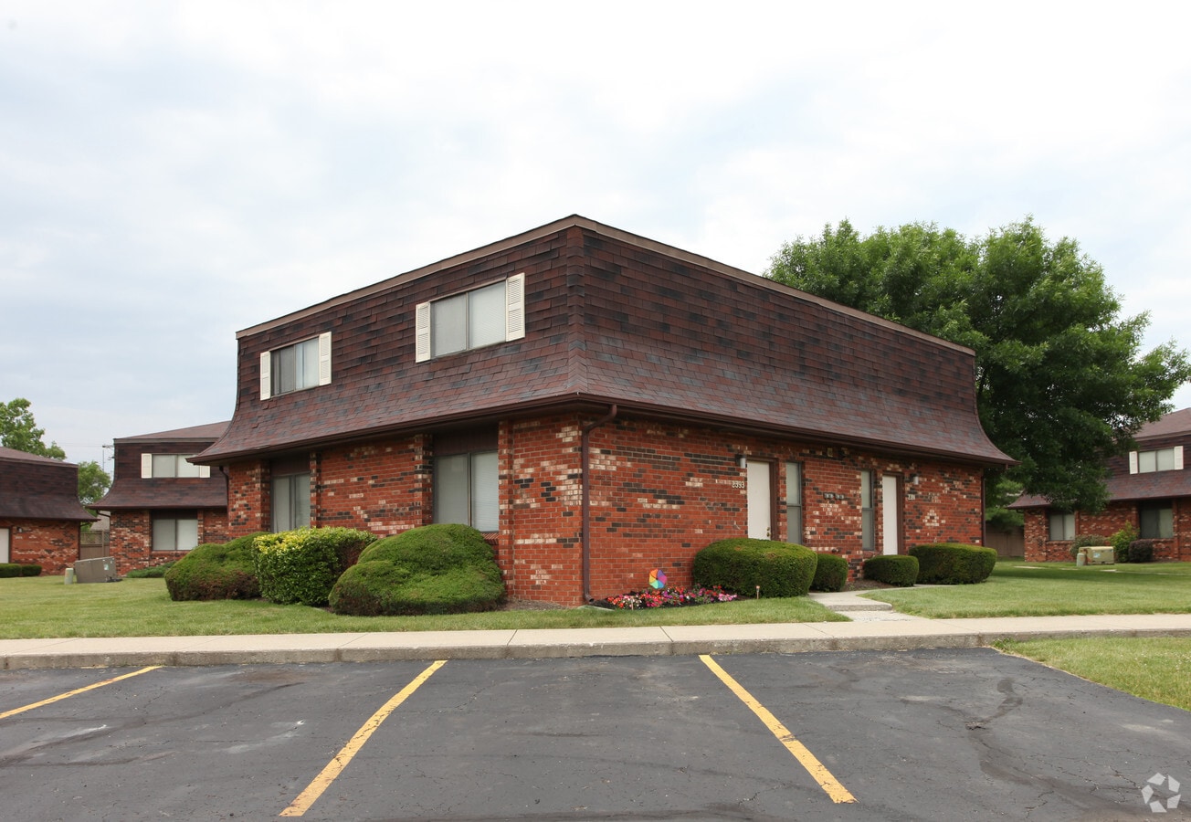 The Grove Apartments - The Grove Apartments