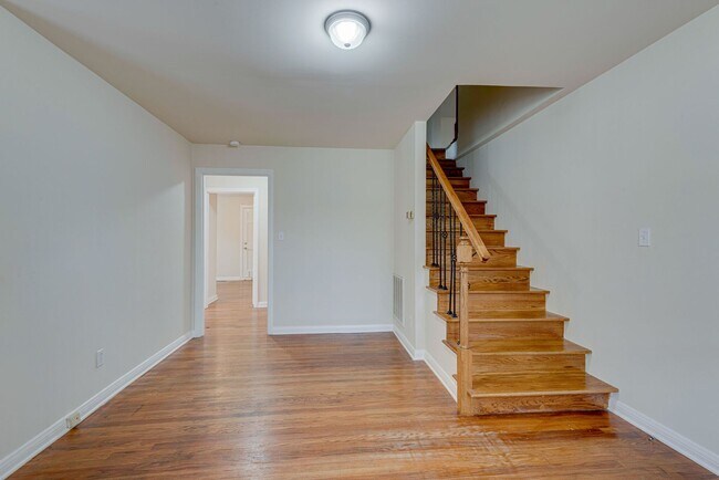 Photo - 3505 Marlborough Ave