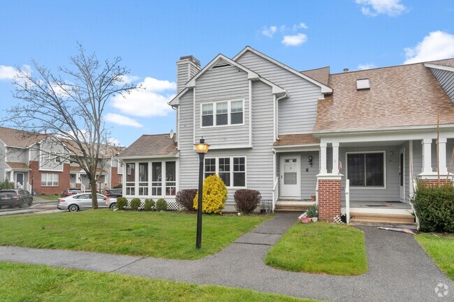 Building Photo - 13 Taconic St Rental