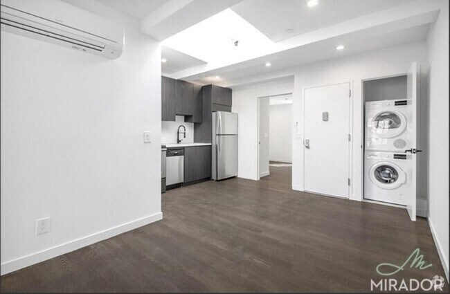 Building Photo - 2 bedroom in New York NY 10014 Unit 2 Rental