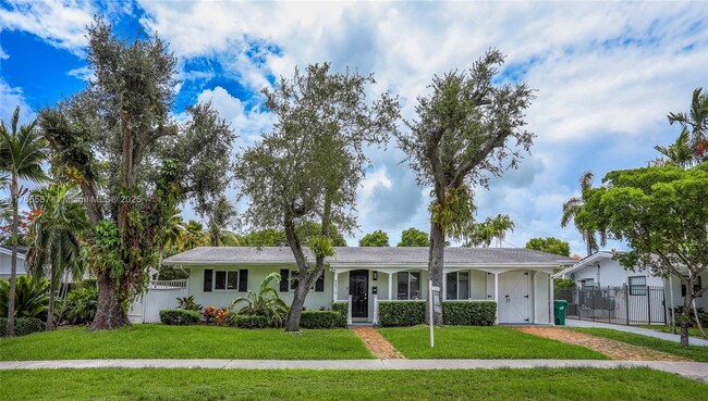 Building Photo - 8870 SW 86th St Rental