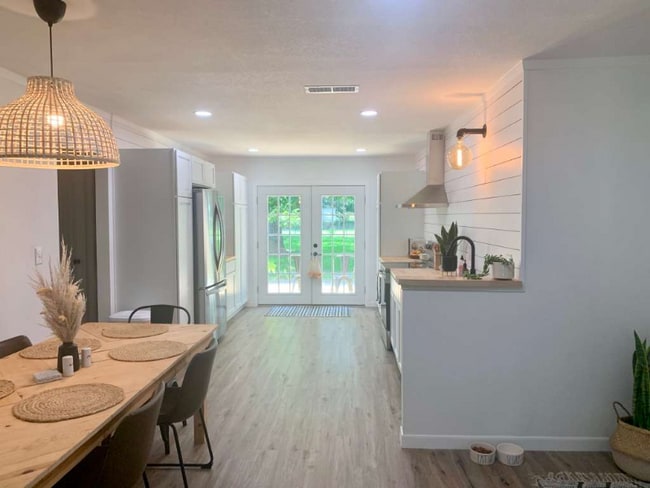 Photo - 310 Milam St