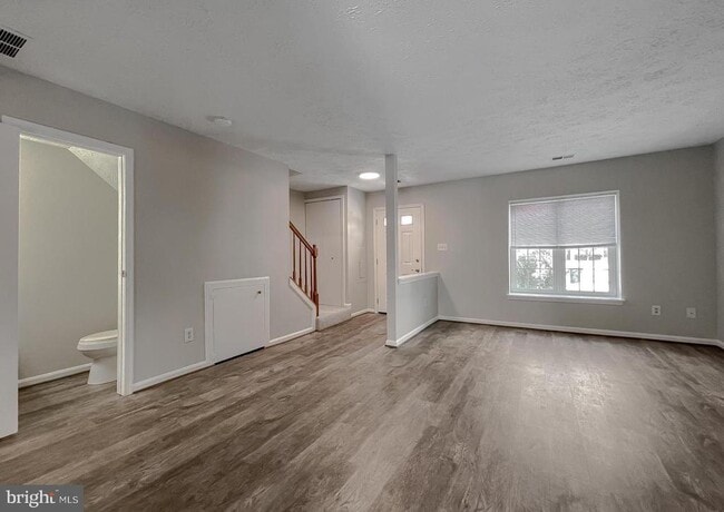 Photo - 4232 Drake Ct