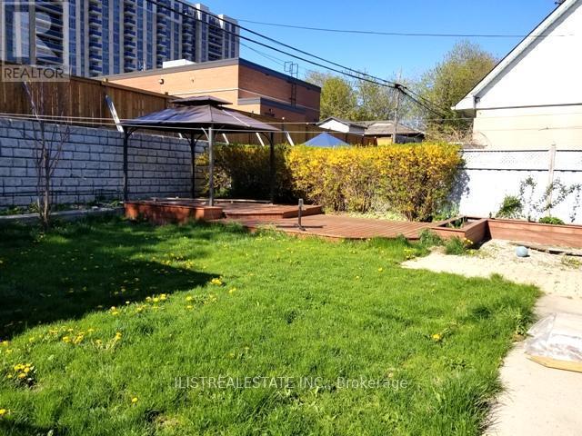 Photo - 26 Arbutus Crescent