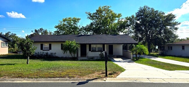 Building Photo - 730 Wildabon Ave