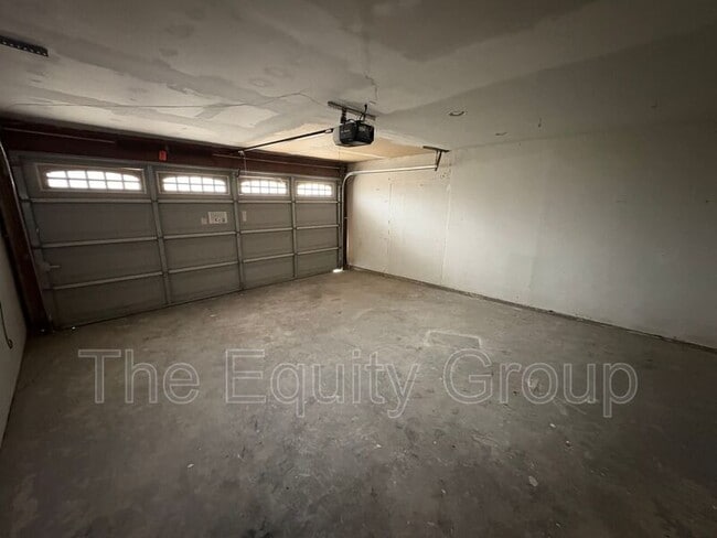 Photo - 737 S Spruce St