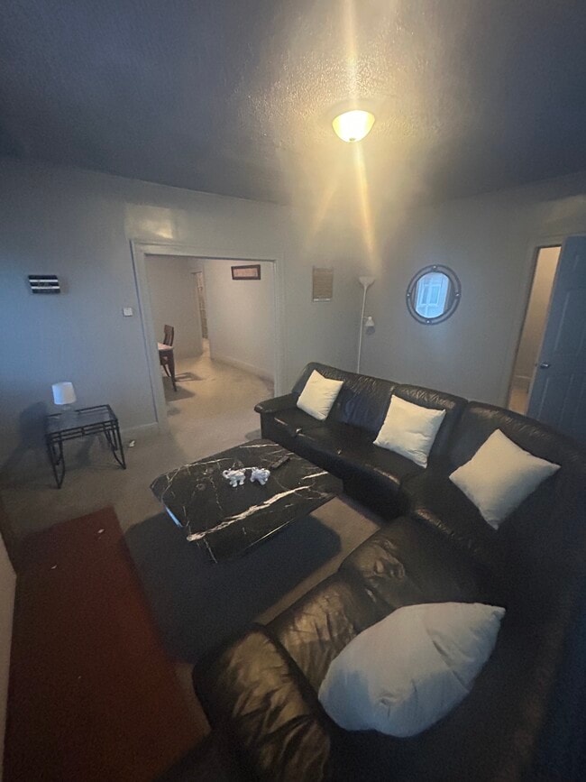 Photo - WHITFIELD FLR 1 Unidad 1