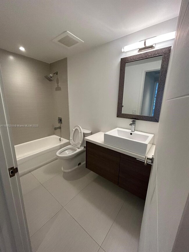 Photo - 1010 SW 2nd Ave Unidad 907