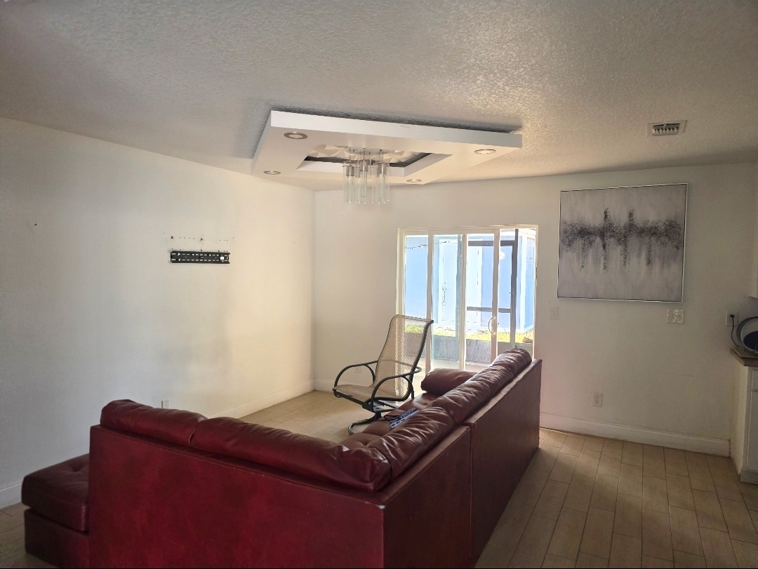 Photo - 669 Riverwoods Cir