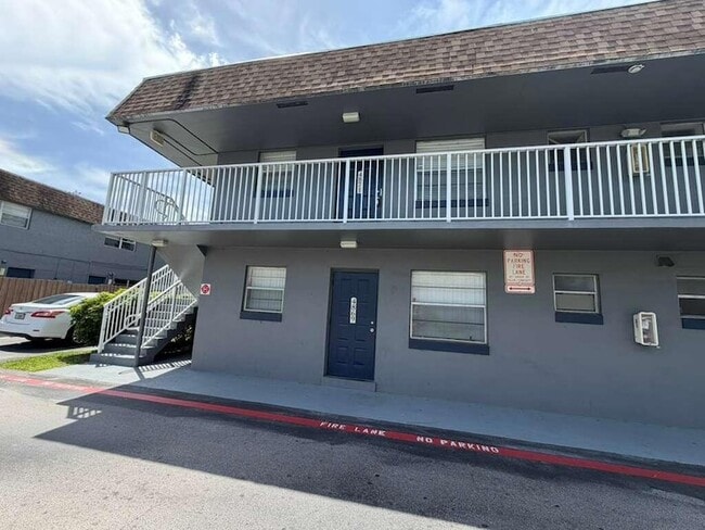 Photo - 4869 NW 9th Dr Unit 4869