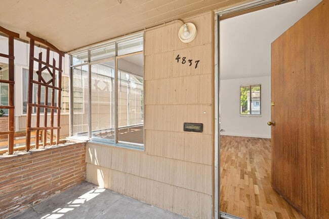 Building Photo - OCFT Faunt Unit 4837