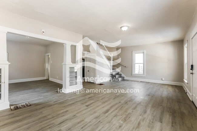 Photo - 1230 St Peter St