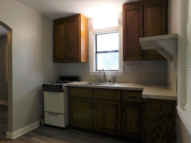 Photo - 210 E Maple Ave Unit 2