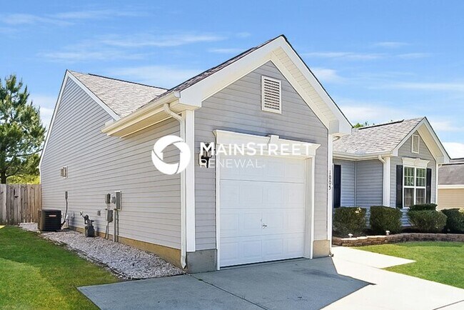 3 Bedroom Pet-Friendly Home in Clayton, NC with Main Street Renewal
