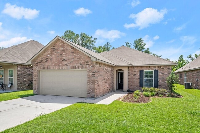 Building Photo - 15339 Mossystone Dr Rental