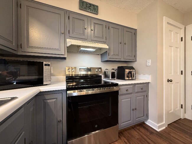 Photo - 505 Westbrook Dr