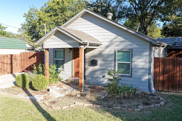 Photo - 605 E Graham St