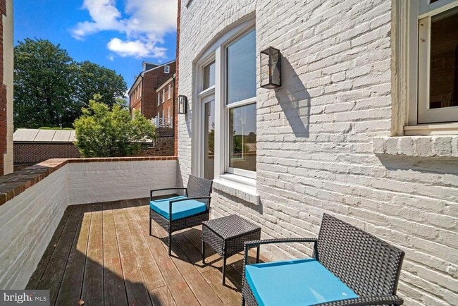 Photo - 3348 Prospect St NW